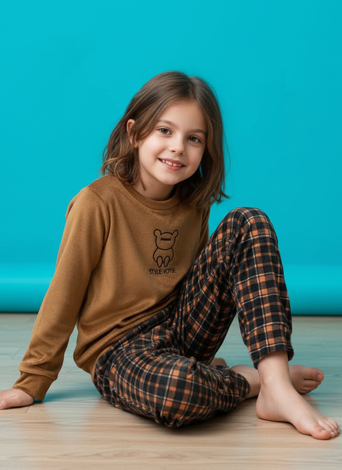 بيجامة قطيفة اطفالي