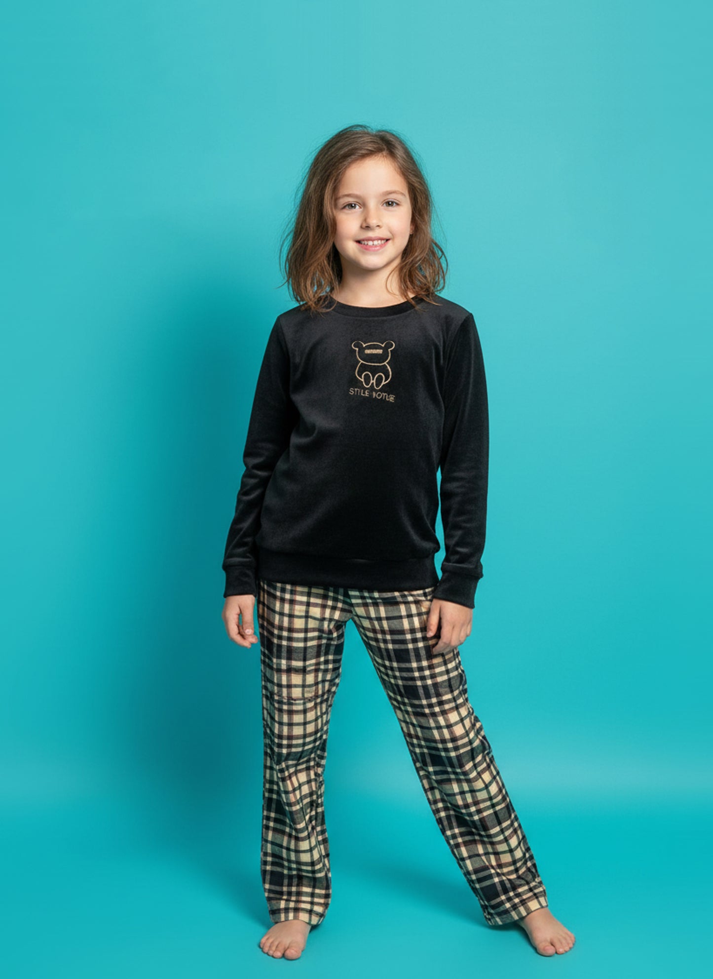 بيجامة قطيفة اطفالي