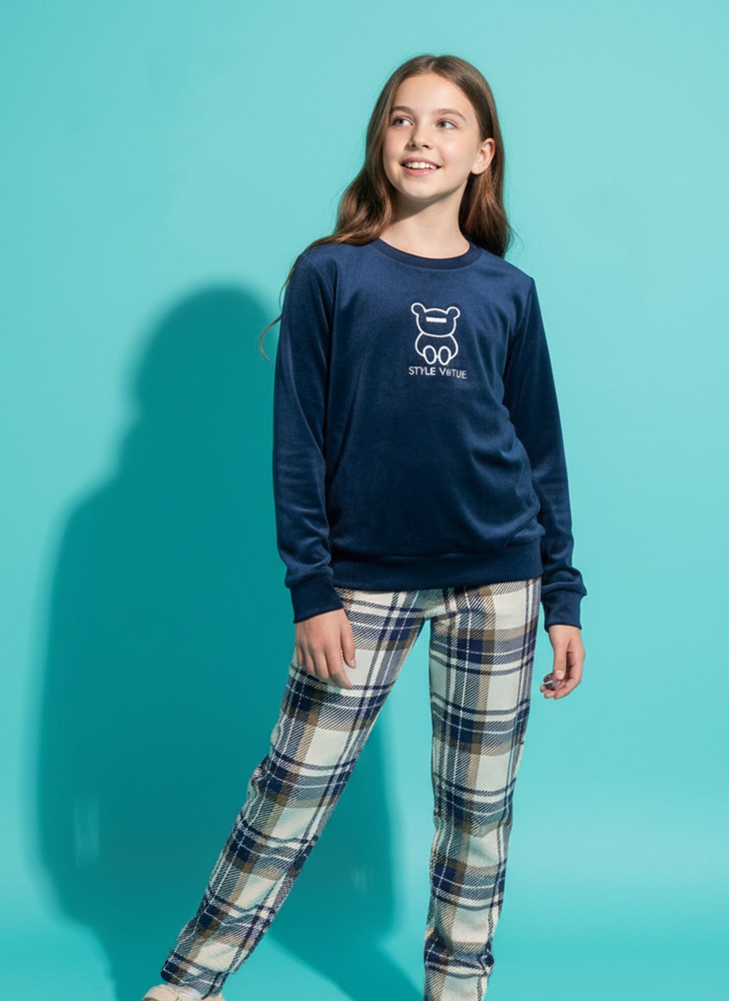 بيجامة قطيفة اطفالي