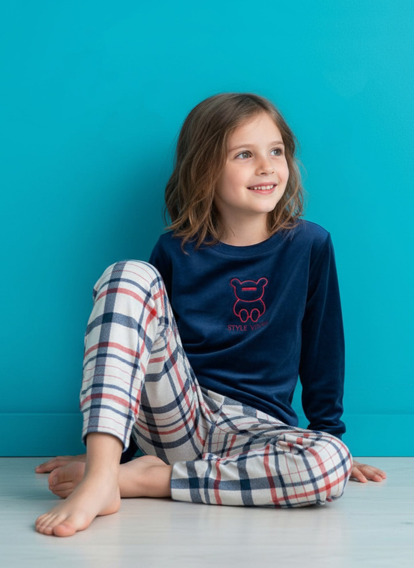 بيجامة قطيفة اطفالي