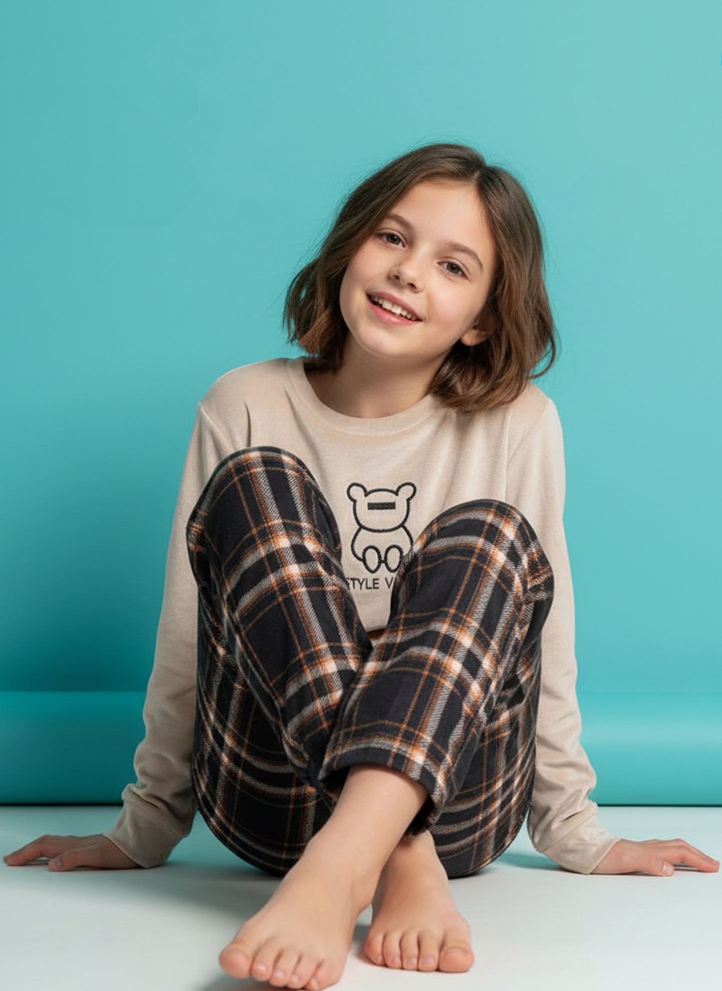 بيجامة قطيفة اطفالي