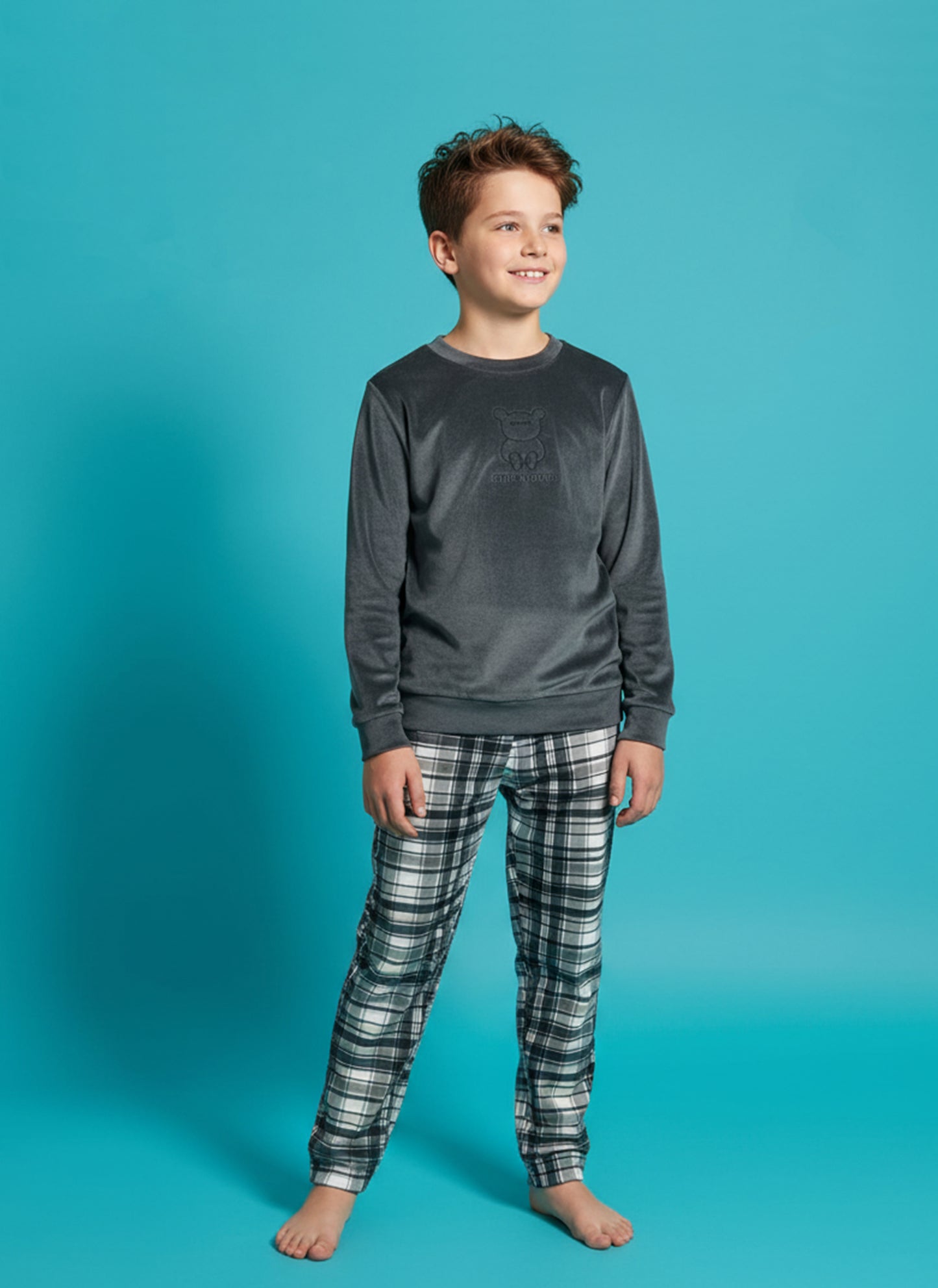 بيجامة قطيفة اطفالي