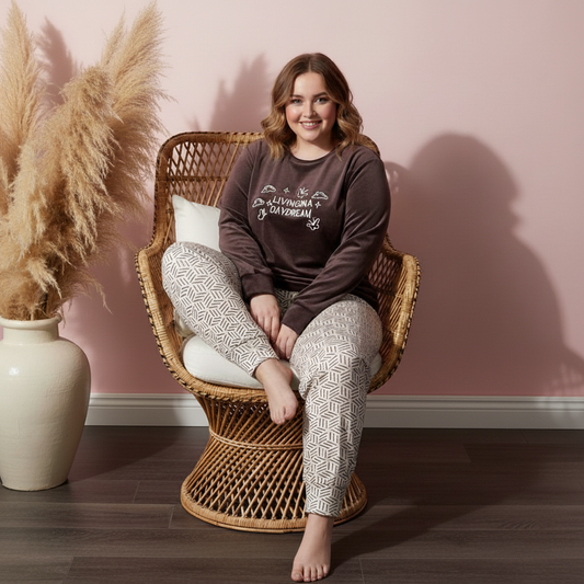 بيجامة قطيفة مبطنة