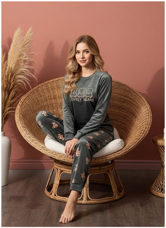 بيجامة قطيفة رمادية